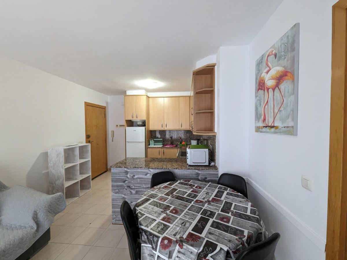 Apartamento En Roses, A 2 Minutos A Pie De Playa Екстер'єр фото